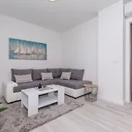 Apartament Gloria