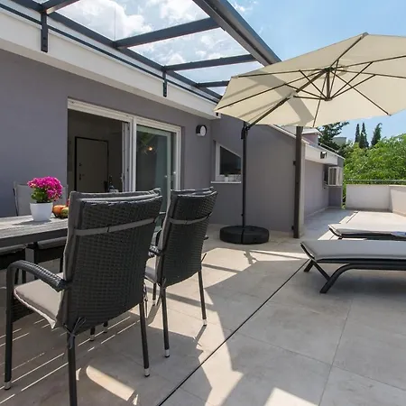 Gloria Appartement *